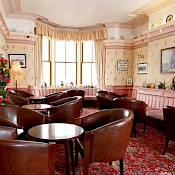 Delmont Lounge
